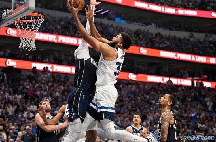 Karl-Anthony Towns NBA Minesota Timberwolves